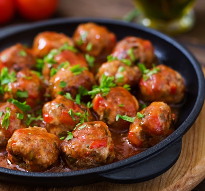 Pork meatballs in tomato sauce