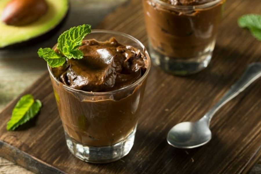 Healthy and delicious avocado chocolate pudding made with cocoa and banana