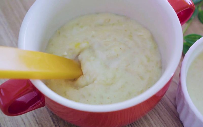 Cháo khoai tây yến mạch cung cấp dinh dưỡng, hỗ trợ miễn dịch và tiêu hóa cho bé
