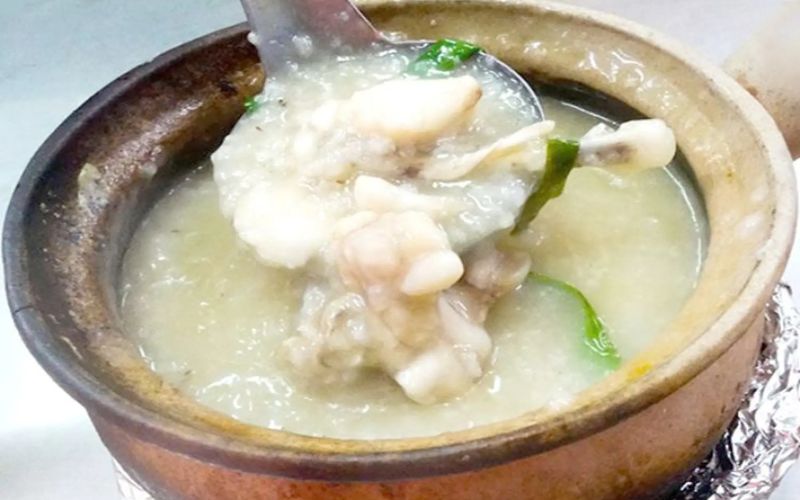 Cháo ếch giàu dinh dưỡng, dễ tiêu hóa và phù hợp cho mọi lứa tuổi.