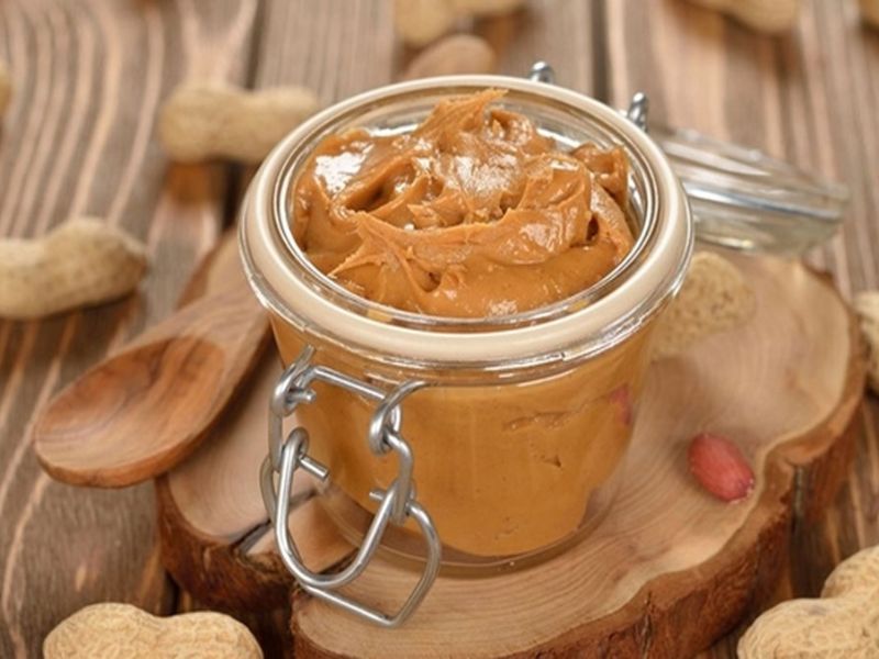 Bơ đậu phộng giàu MUFA, PUFA và protein, là nguồn chất béo tốt dễ dùng và kinh tế khi chọn loại nguyên chất 100%.