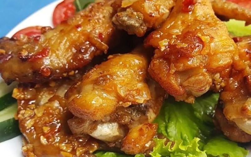 Gà chiên nước mắm – mâm cơm hấp dẫn, dễ làm và được cả gia đình yêu thích