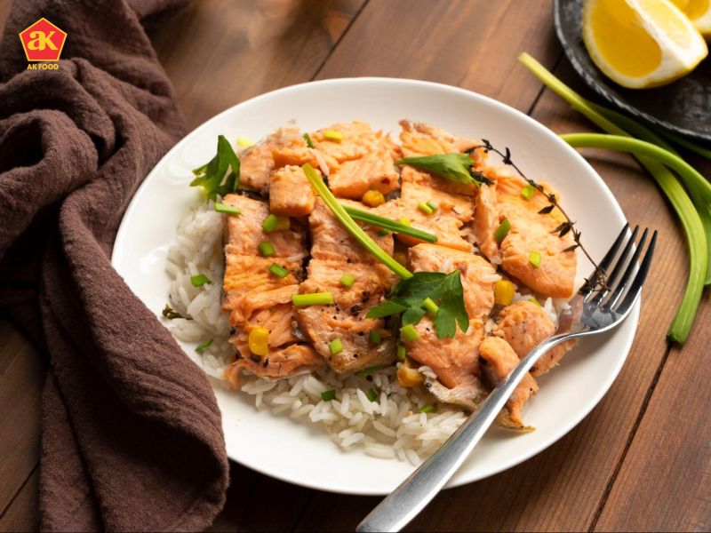 Ginger salmon with brown rice