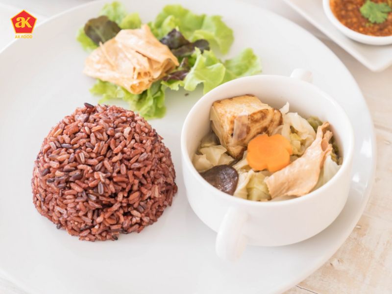 Brown rice mulligatawny